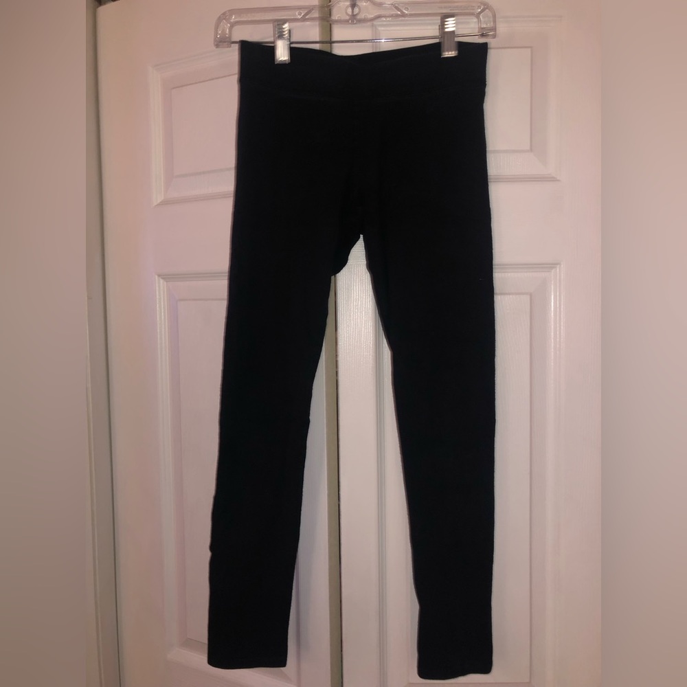 Black leggings